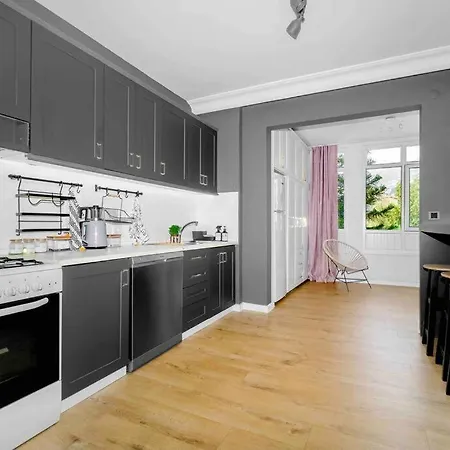 Modernhome 阿拉尼亚